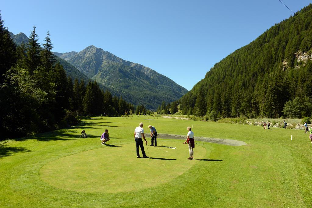 Hotel Santa San Champoluc Esterno foto