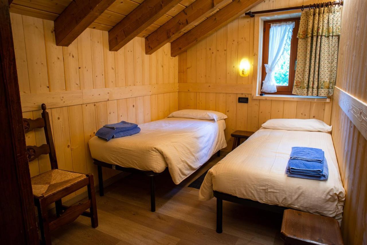 Hotel Santa San Champoluc Esterno foto