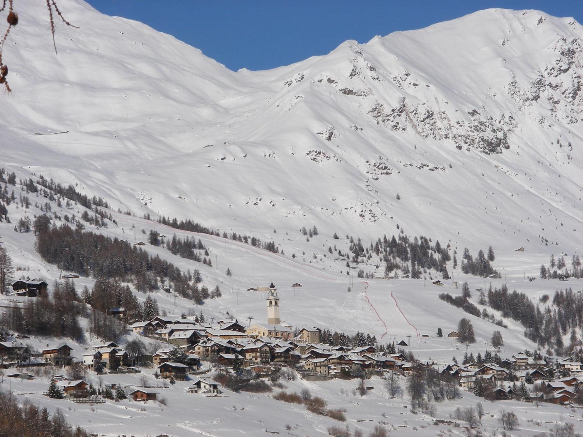 Hotel Santa San Champoluc Esterno foto