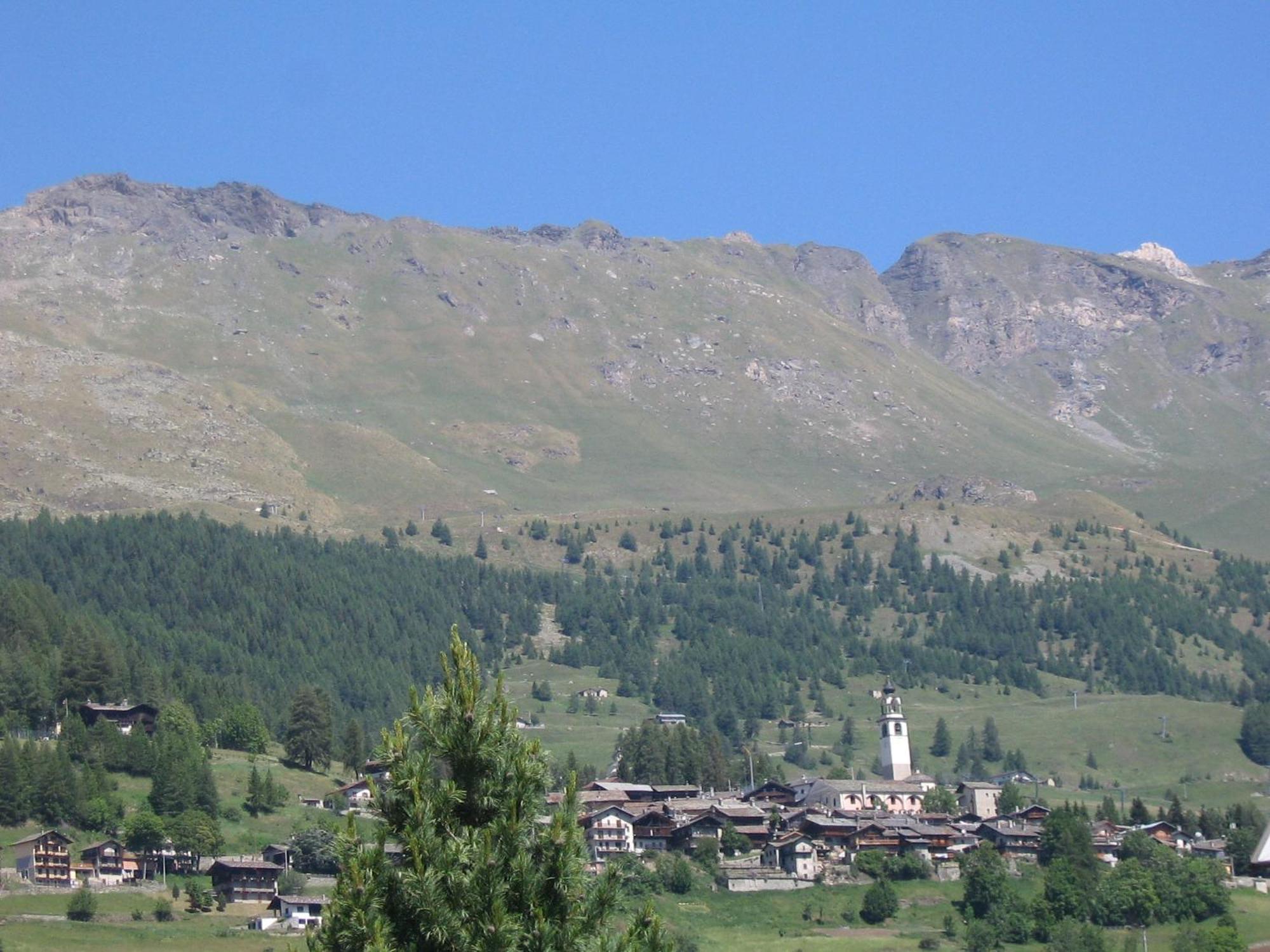 Hotel Santa San Champoluc Esterno foto